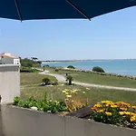 Lumineux Avec Vue Panoramique Sur L'ocean La Rochelle (Charente-Maritime)